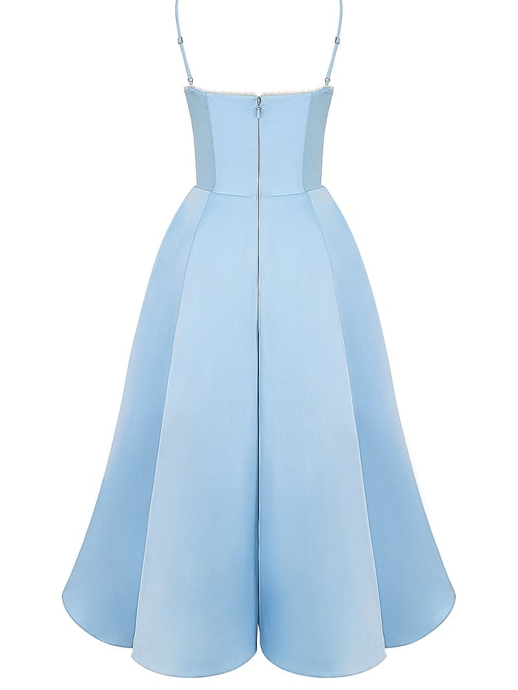 Robe mi-longue en tulle bleu Cendrillon